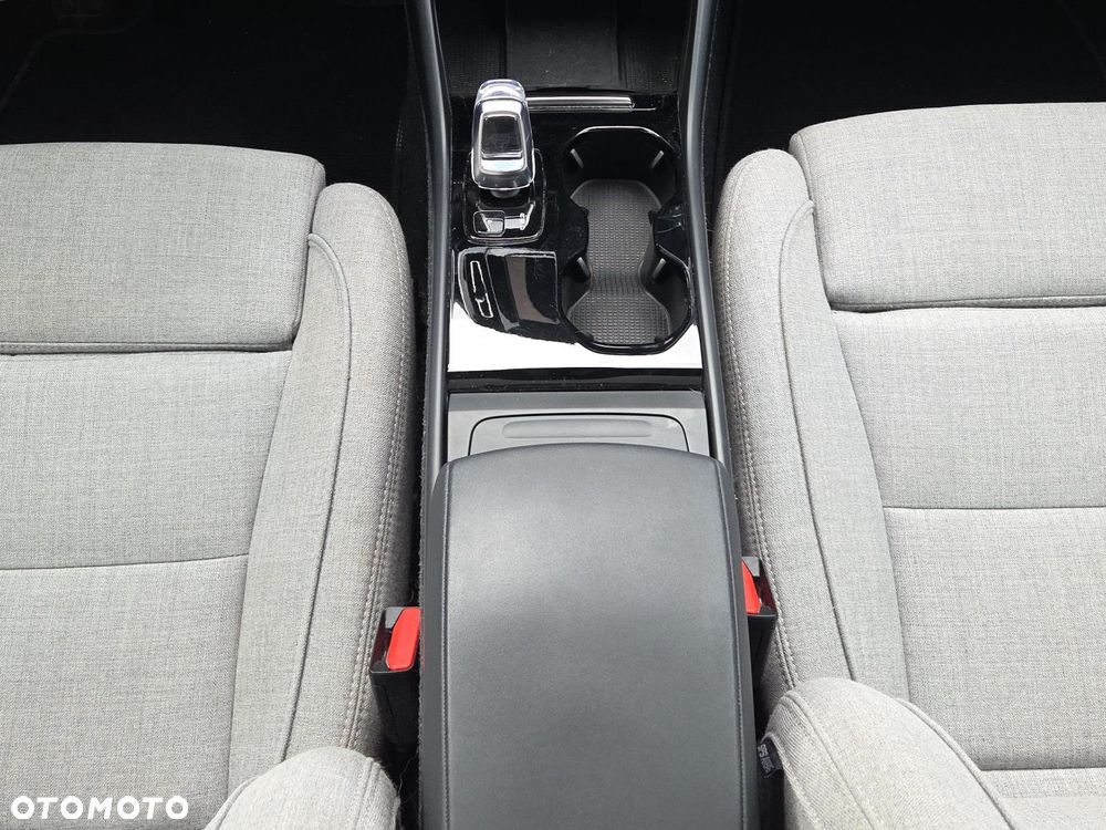 Volvo C40 P6 Recharge Plus - 28