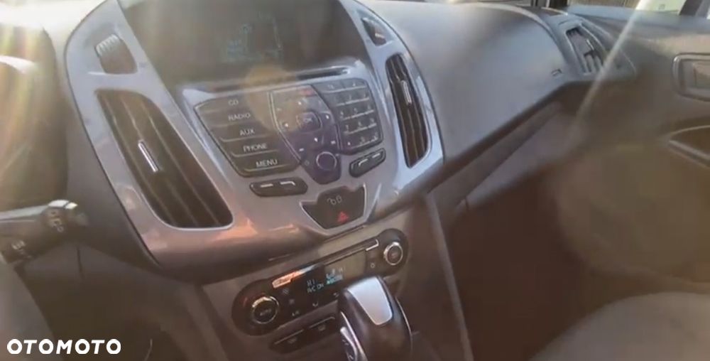 Ford Tourneo Connect - 4