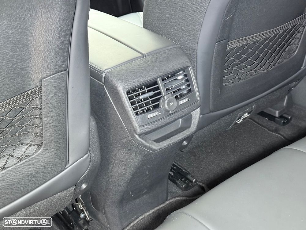 Peugeot 3008 PureTech 130 Stop & Start GPF EAT8 Allure - 21