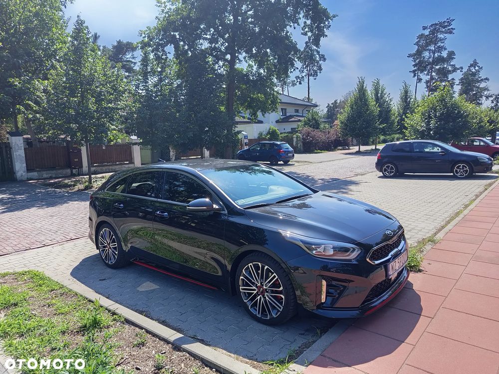 Kia ProCeed - 2