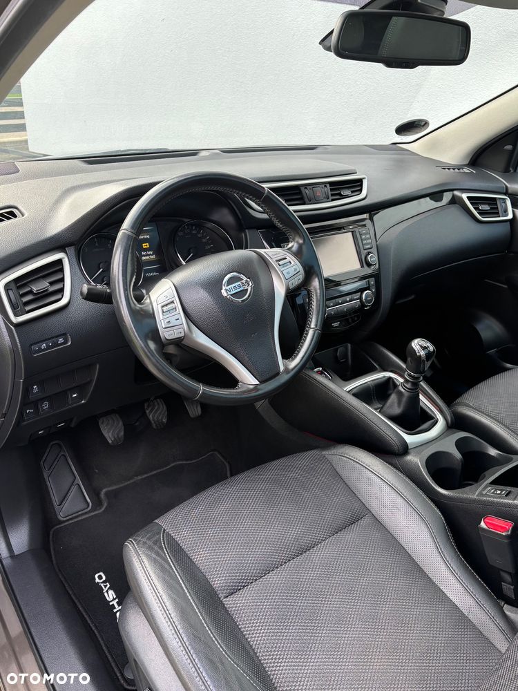 Nissan Qashqai 1.6 DIG-T Tekna+ - 29