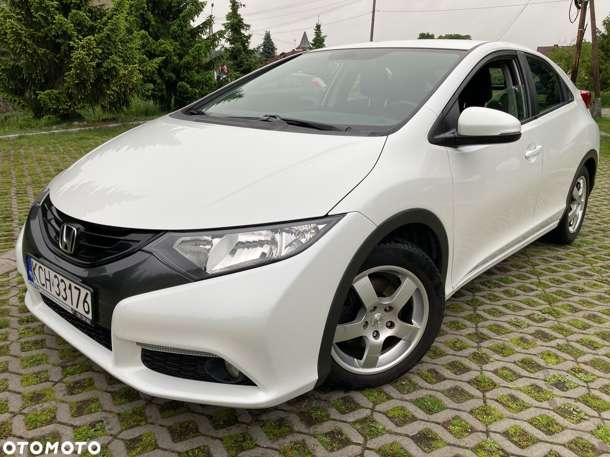 Honda Civic 1.8 Comfort (Honda Connect+) - 1
