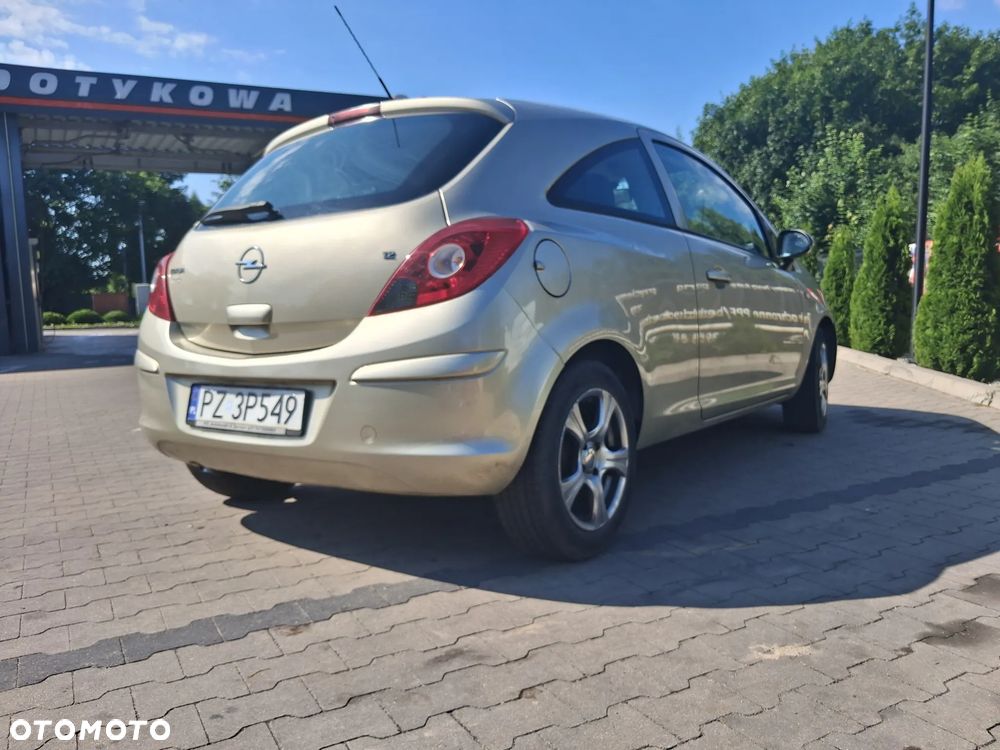 Opel Corsa 1.2 16V Enjoy - 3