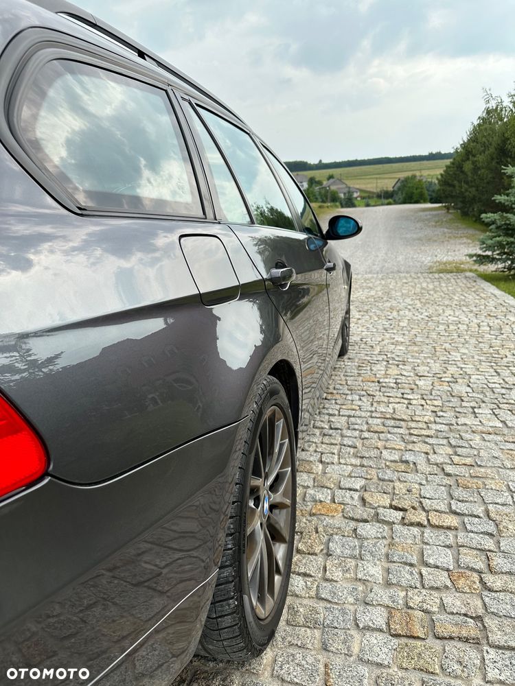 BMW Seria 3 318d - 6