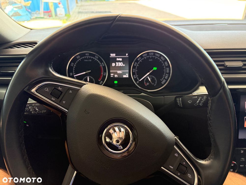 Skoda Superb 1.5 TSI ACT Ambition DSG - 33