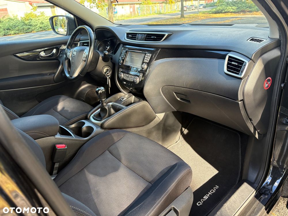Nissan Qashqai 1.5 dCi Tekna - 22