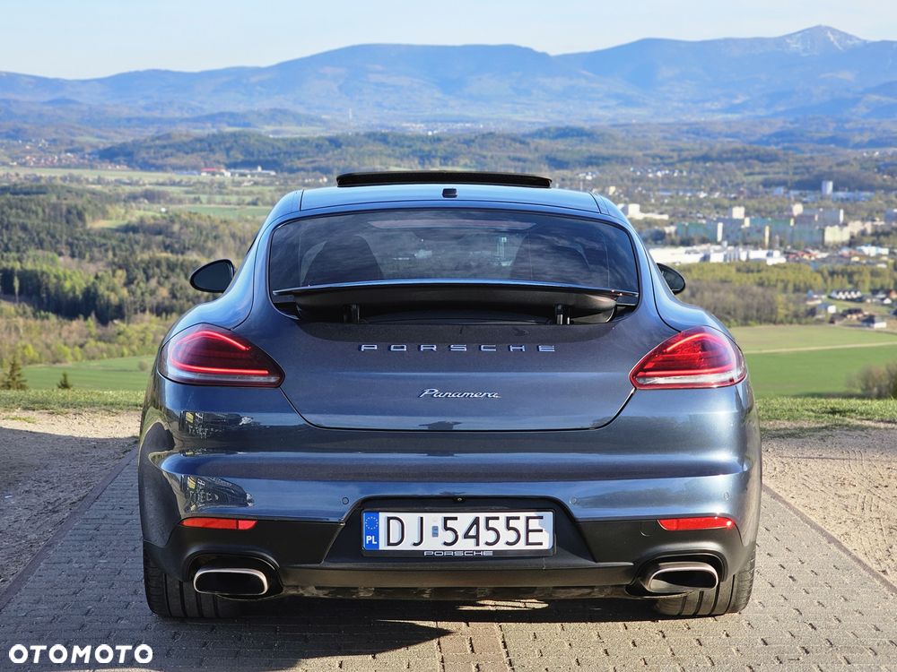 Porsche Panamera - 7