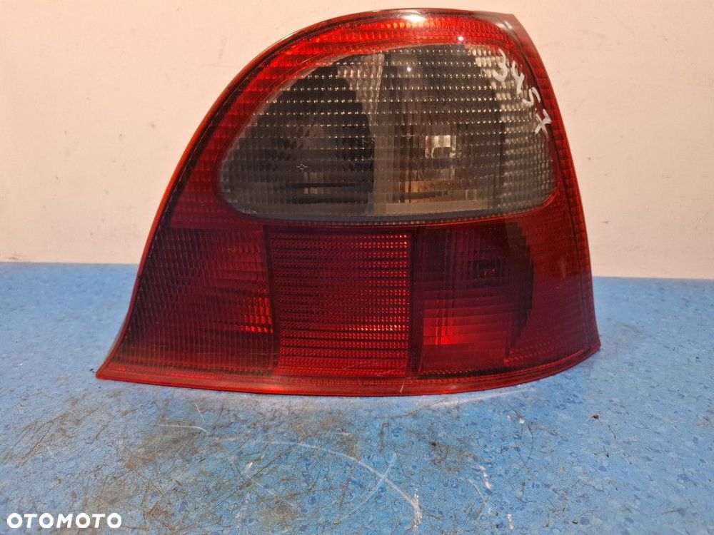 ROVER STREETWISE LAMPA TYŁ PRAWA ZEWNĘTRZNA - 1