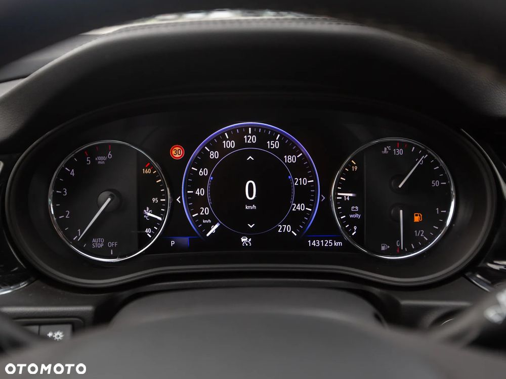 Opel Insignia 2.0 BiTurbo 4x4 Exclusive - 32