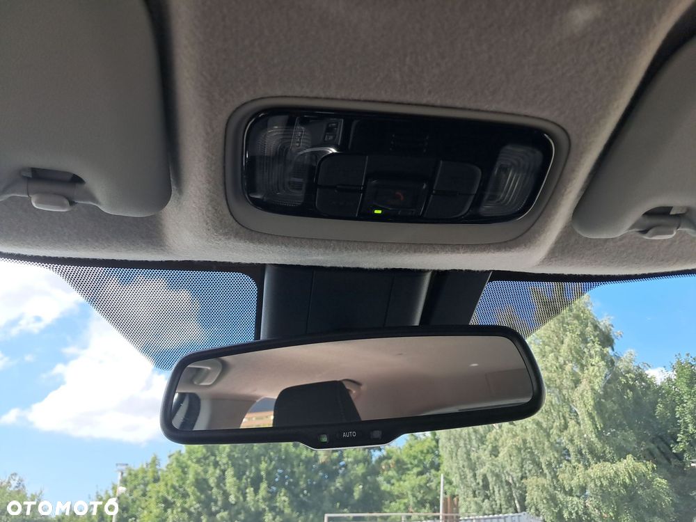 Toyota Yaris Cross Hybrid 1.5 Comfort - 17