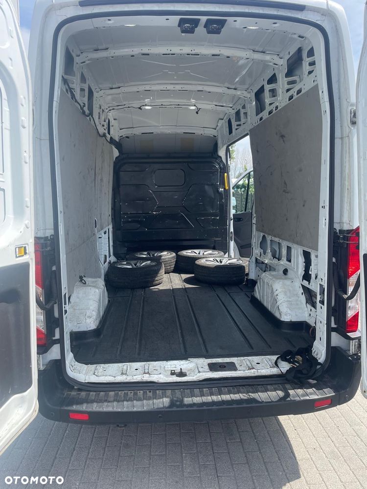 Ford Transit - 10