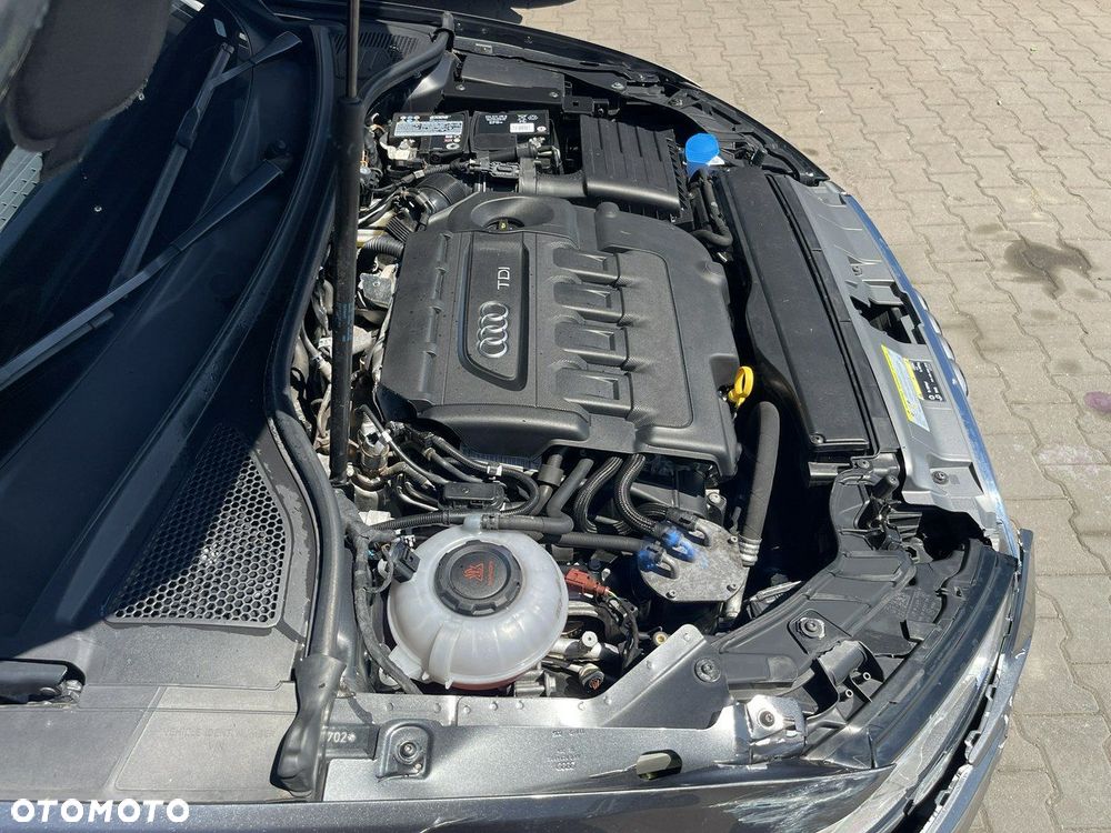 Audi A3 Sportback 30 TDI design - 17