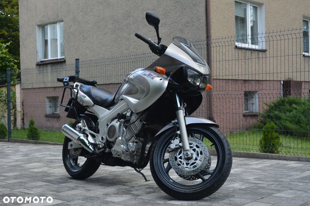 Yamaha TDM - 1