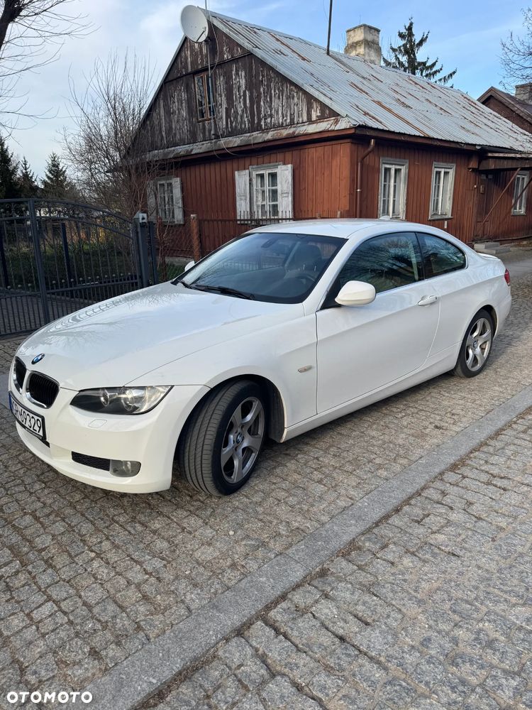 BMW Seria 3 325d - 3