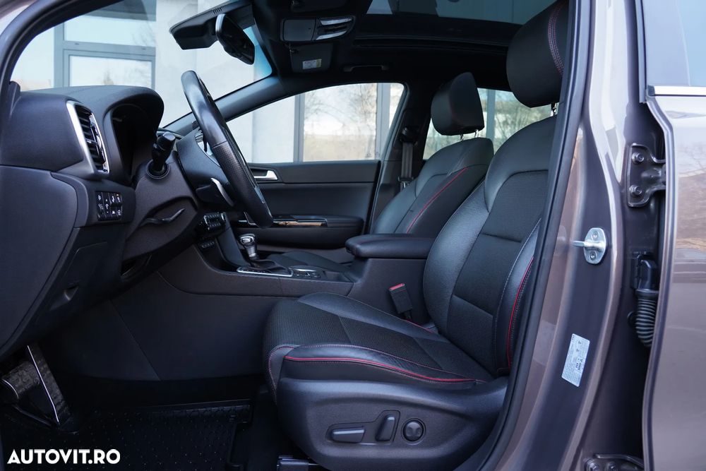 Kia Sportage 2.0 CRDI AWD Eco-Dynamics+ (48V M-H) Aut. GT LINE - 10