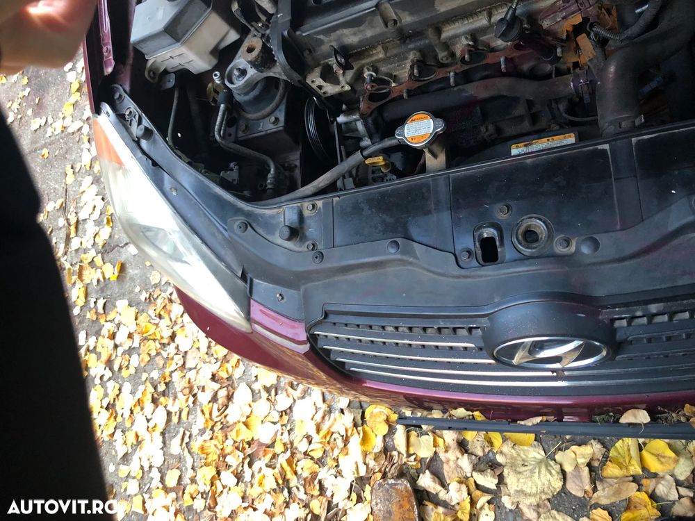 Bara fata Hyundai Accent 3 visiniu 2007 - 9