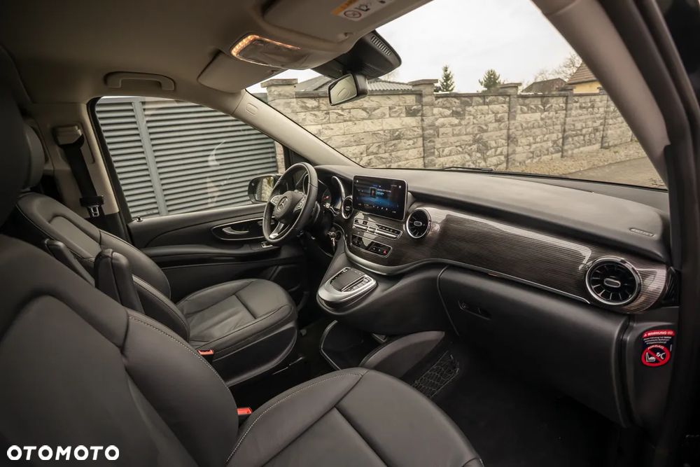 Mercedes-Benz Klasa V 300 d extralang 4Matic 9G-TRONIC Avantgarde - 21