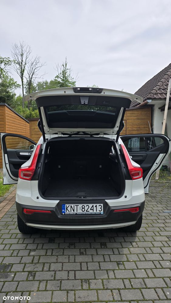 Volvo XC 40 D4 AWD Momentum Pro - 12