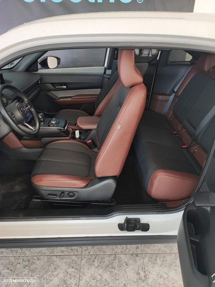 Mazda MX-30 e-Skyactiv Advantage+Vintage Leatherette - 4