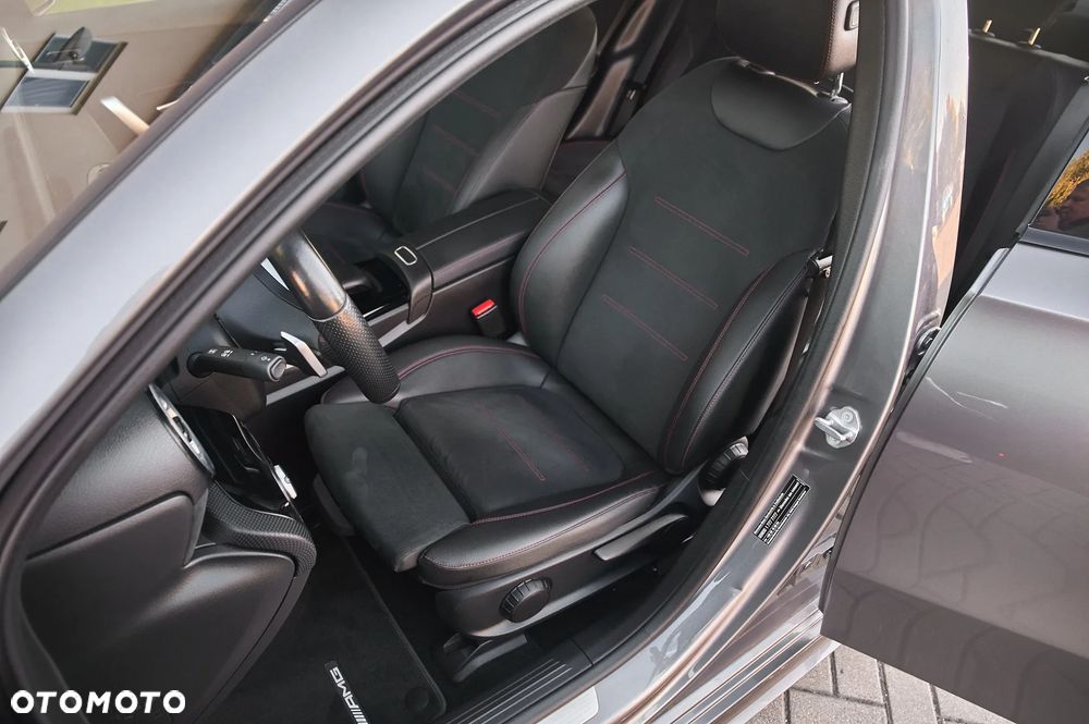 Mercedes-Benz Klasa A 220 d 8G-DCT AMG Line - 22