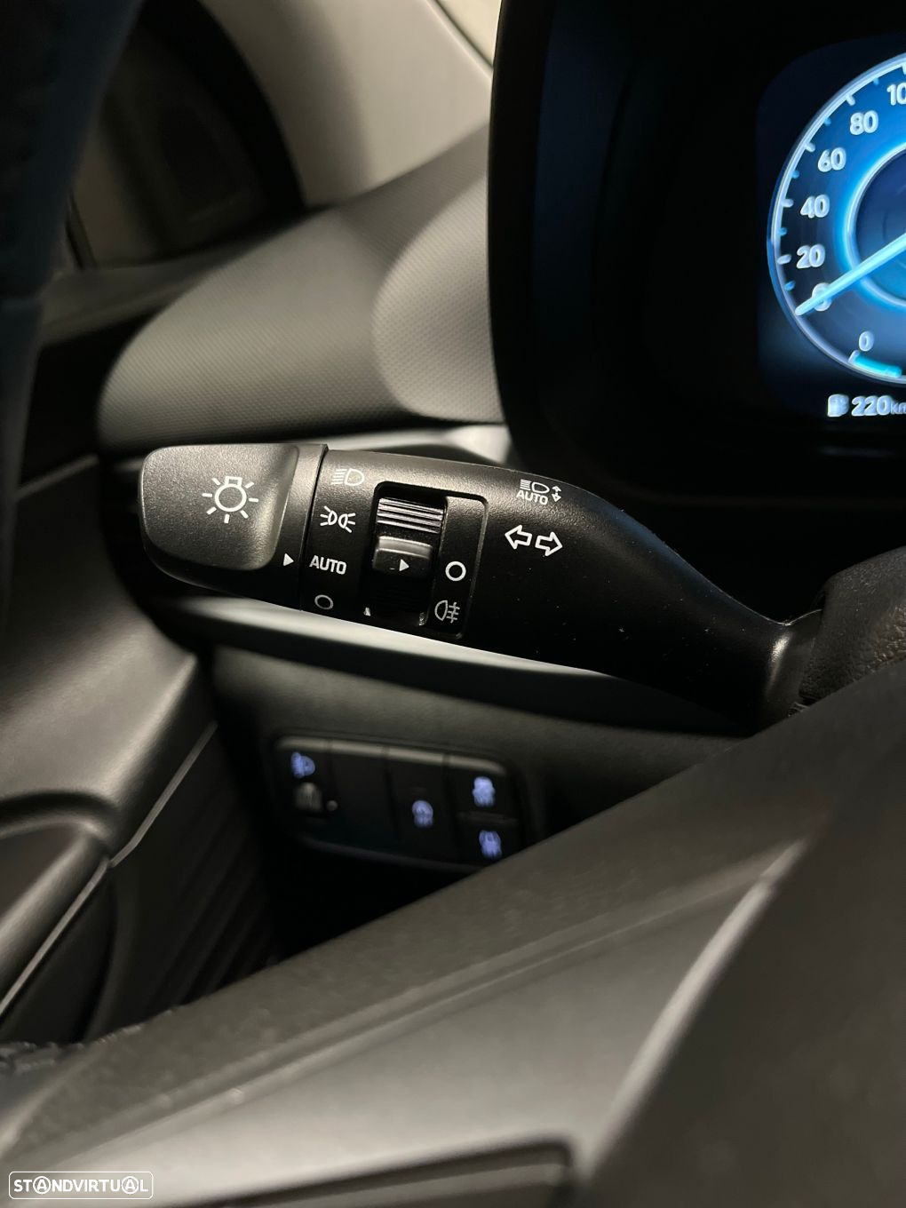 Hyundai Bayon 1.0 T-GDI Premium - 19