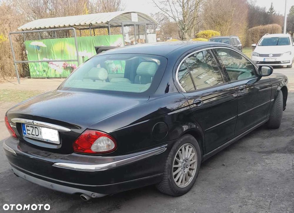 Jaguar X-Type - 2
