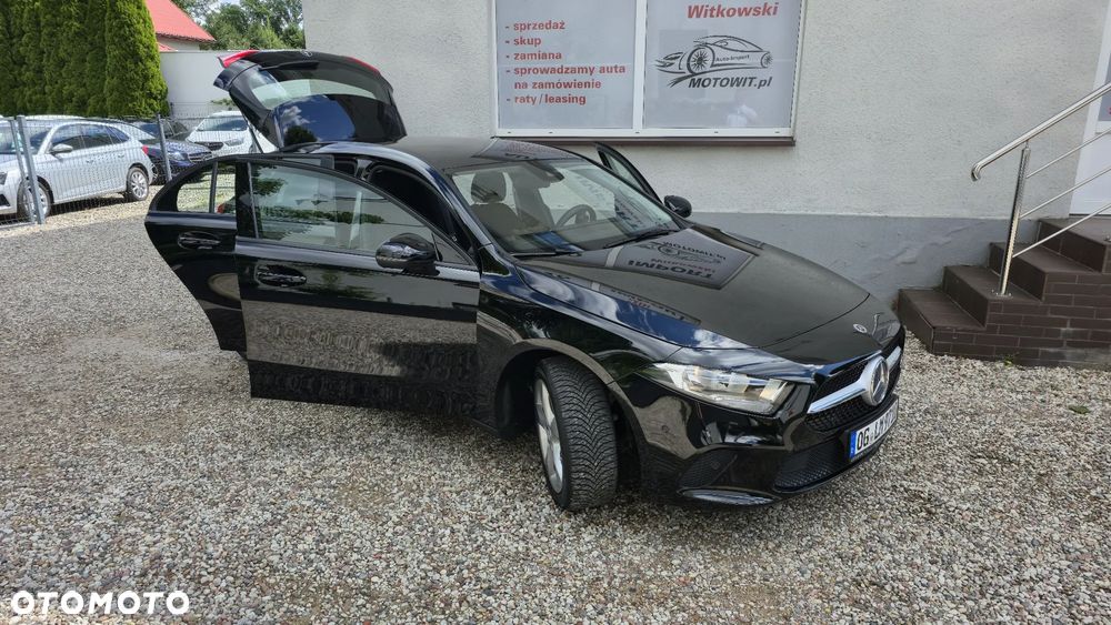 Mercedes-Benz Klasa A 180 d 7G-DCT Edition 19 - 21
