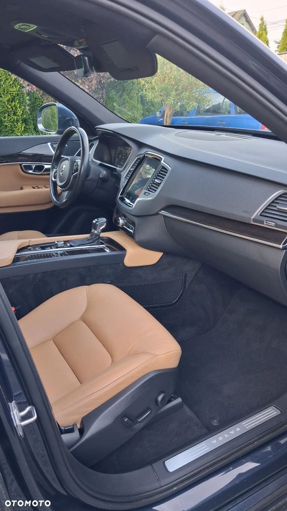 Volvo XC 90 T6 AWD Momentum - 37