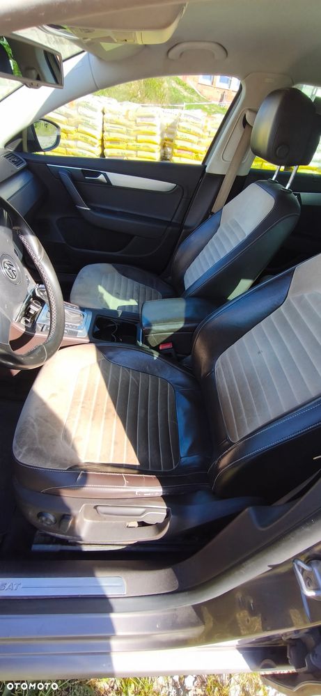 Volkswagen Passat 2.0 TDI DSG BlueMotion Technology Comfortline - 14