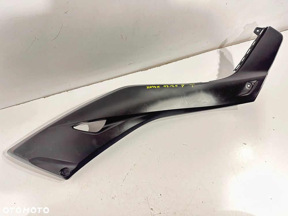 Listwa boczek P  Yamaha XMAX 125 X-Max 17-21r