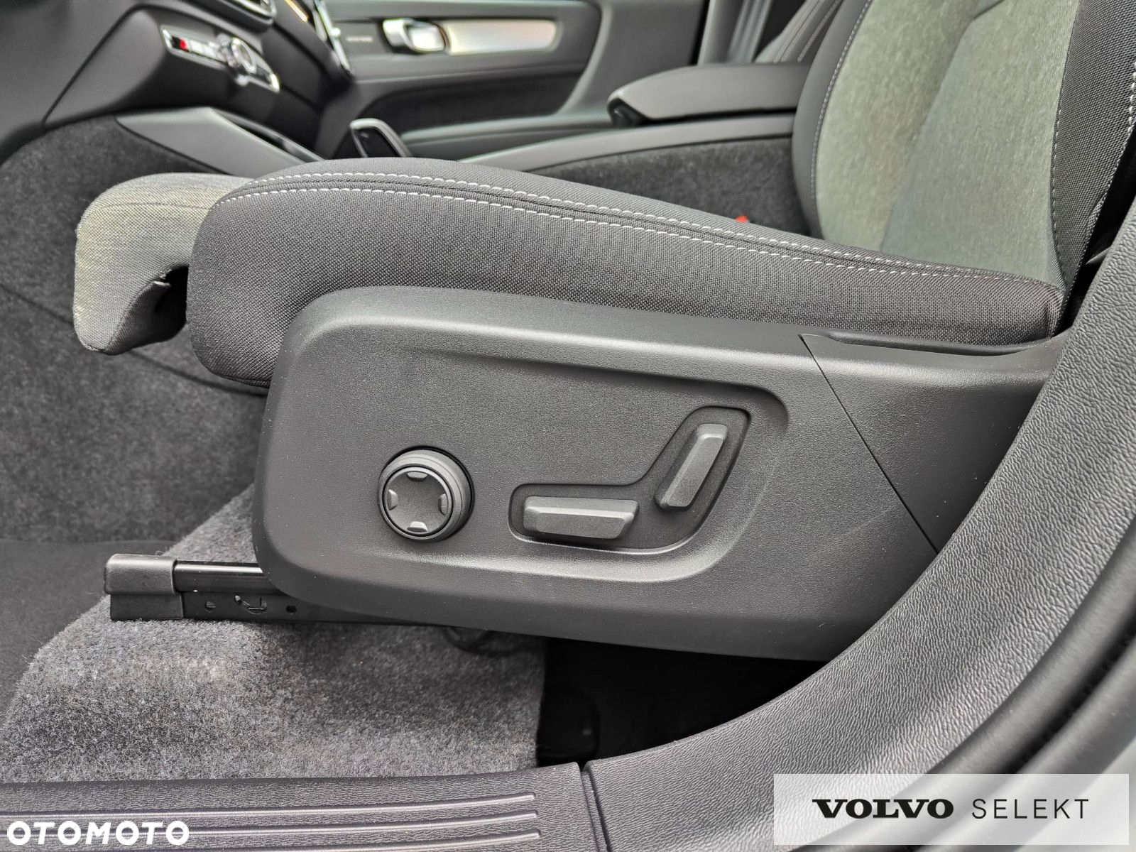 Volvo XC 40 - 12