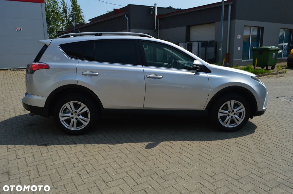 Toyota RAV4 2.0 Premium 4x4 - 11