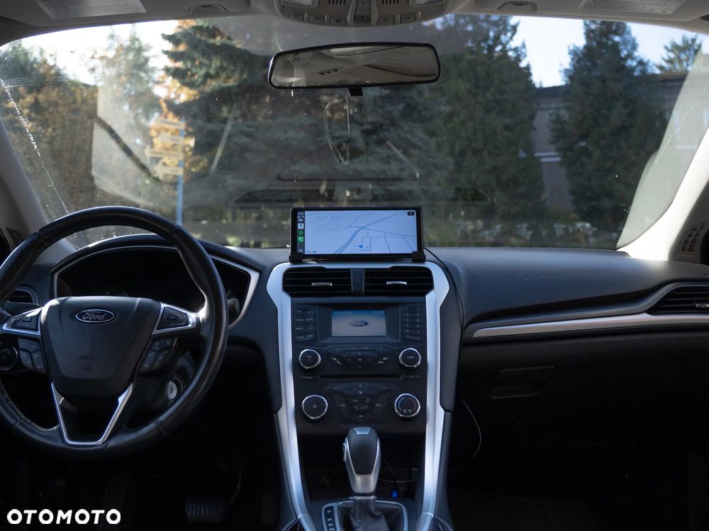 Ford Fusion - 9