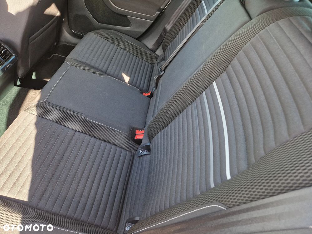 Volkswagen Golf 1.6 TDI BlueMotion Technology Lounge - 12