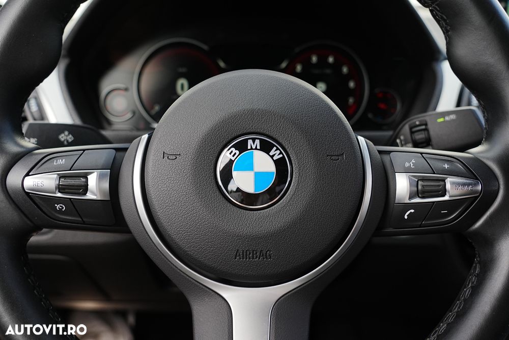 BMW Seria 3 318i Aut. M Sport - 24