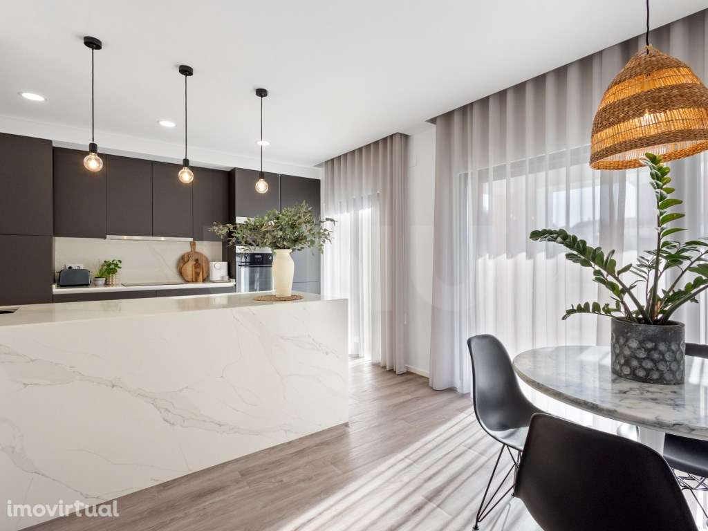 Moradia T4, para venda, na Ericeira - Grande imagem: 4/37