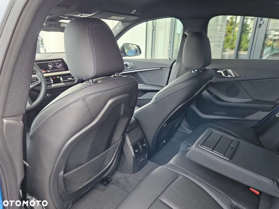 BMW Seria 2 218i M Sport - 12