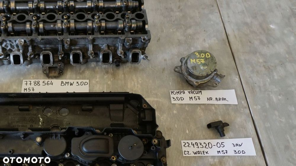 CZUJNIK WAŁKA ROZRZĄDU BMW 3.0 D M57 E60 E83 E90 - 2