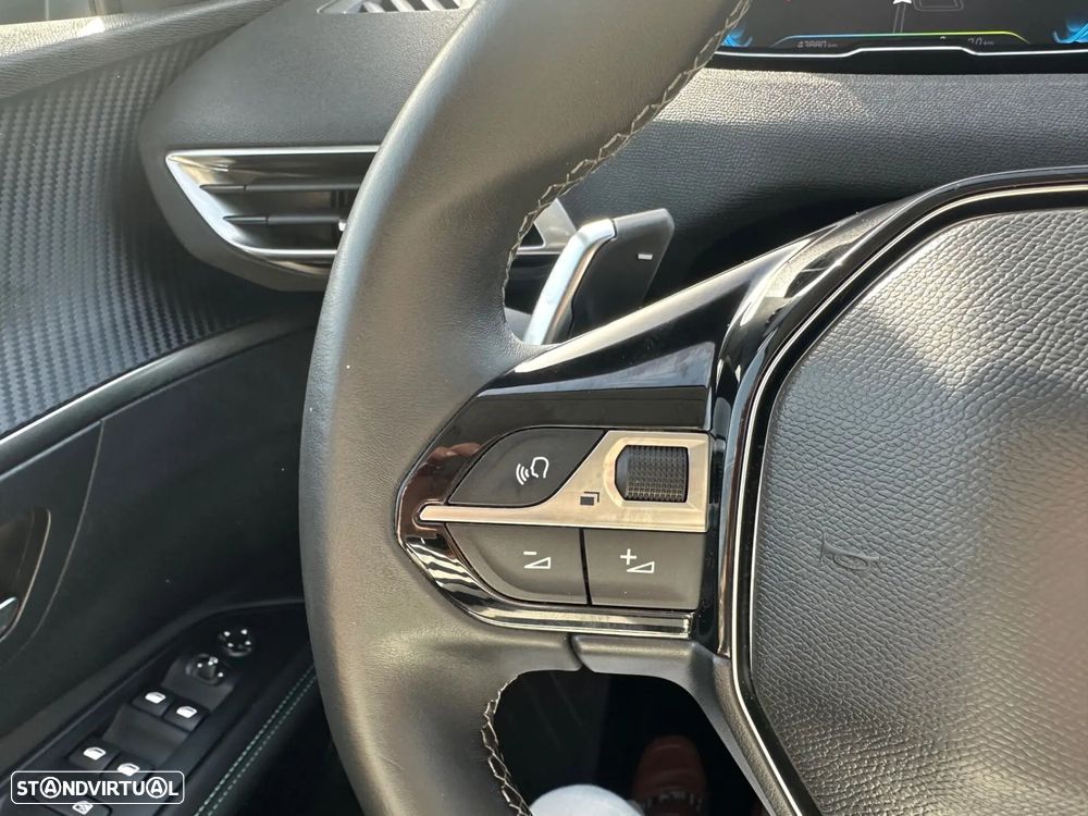 Peugeot 3008 1.6 Hybrid Allure e-EAT8 - 22