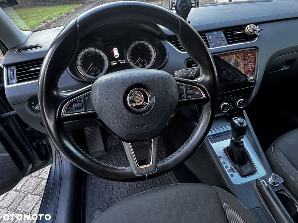 Skoda Octavia 2.0 TDI Ambition DSG - 16
