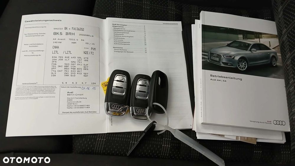 Audi A4 Avant 2.0 TDI DPF clean diesel multitronic S line Sportpaket - 22