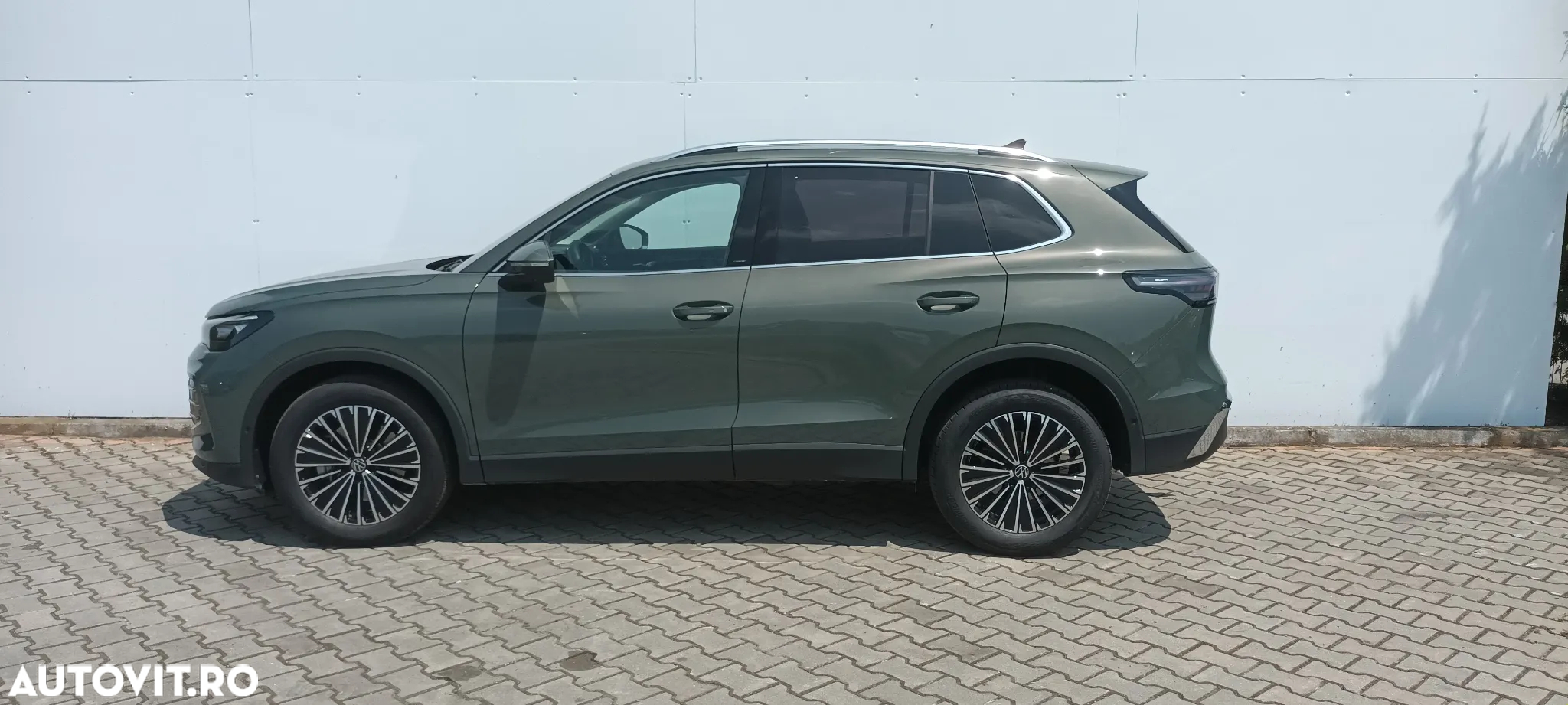 Volkswagen Tiguan Allspace 1.5 TSI ACT DSG Elegance - 3