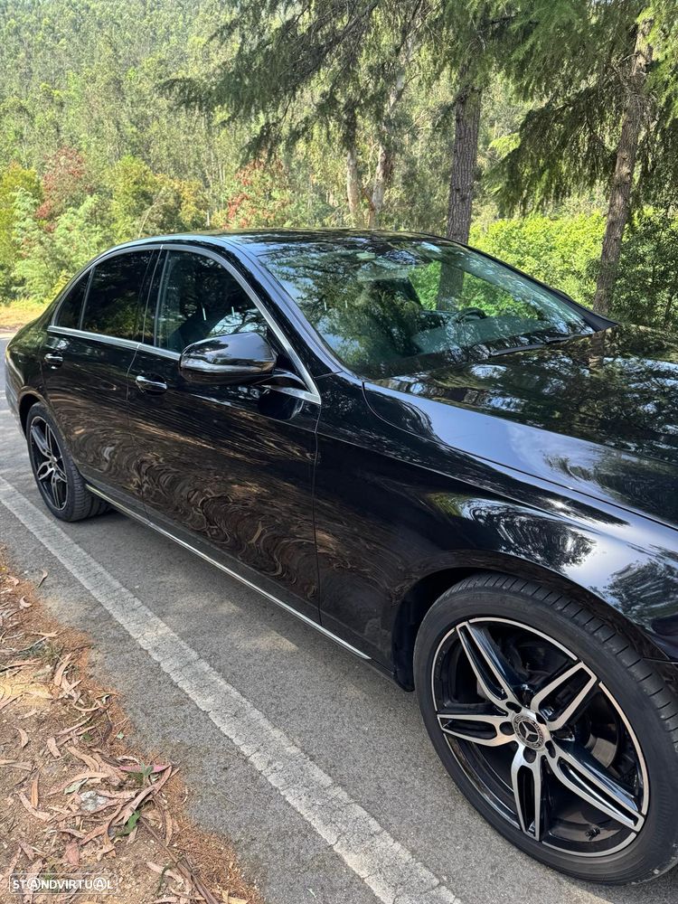 Mercedes-Benz E 220 d AMG Line - 11