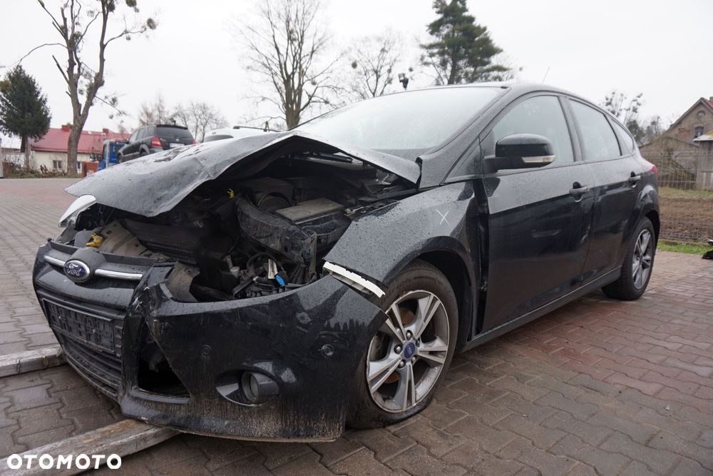 FORD FOCUS III MK3 5D HB 2014 FB 1.0 12V M1DA 125KM B6 CZARNY na części - 1