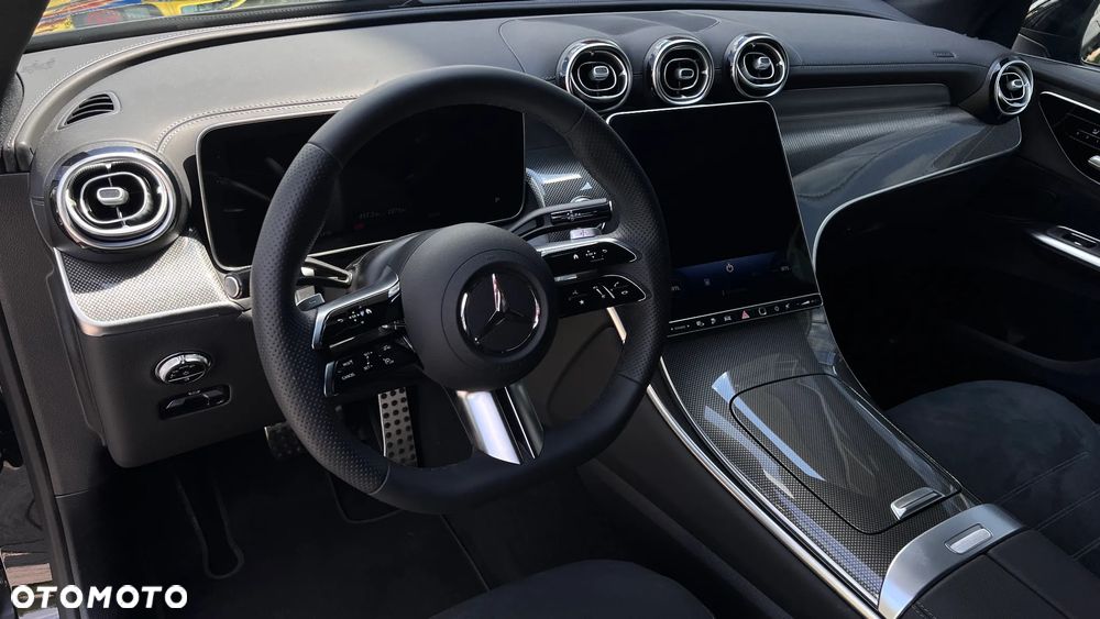 Mercedes-Benz GLC - 11