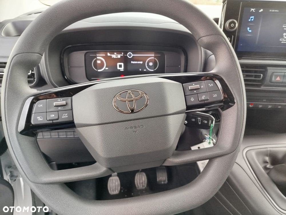 Toyota PROACE CITY - 16