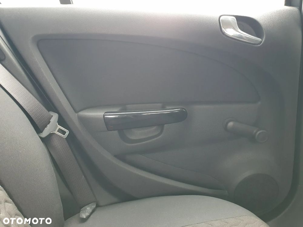 Opel Corsa - 21
