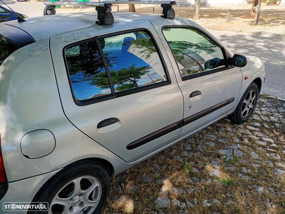 Renault Clio 1.2 16V Expression - 5