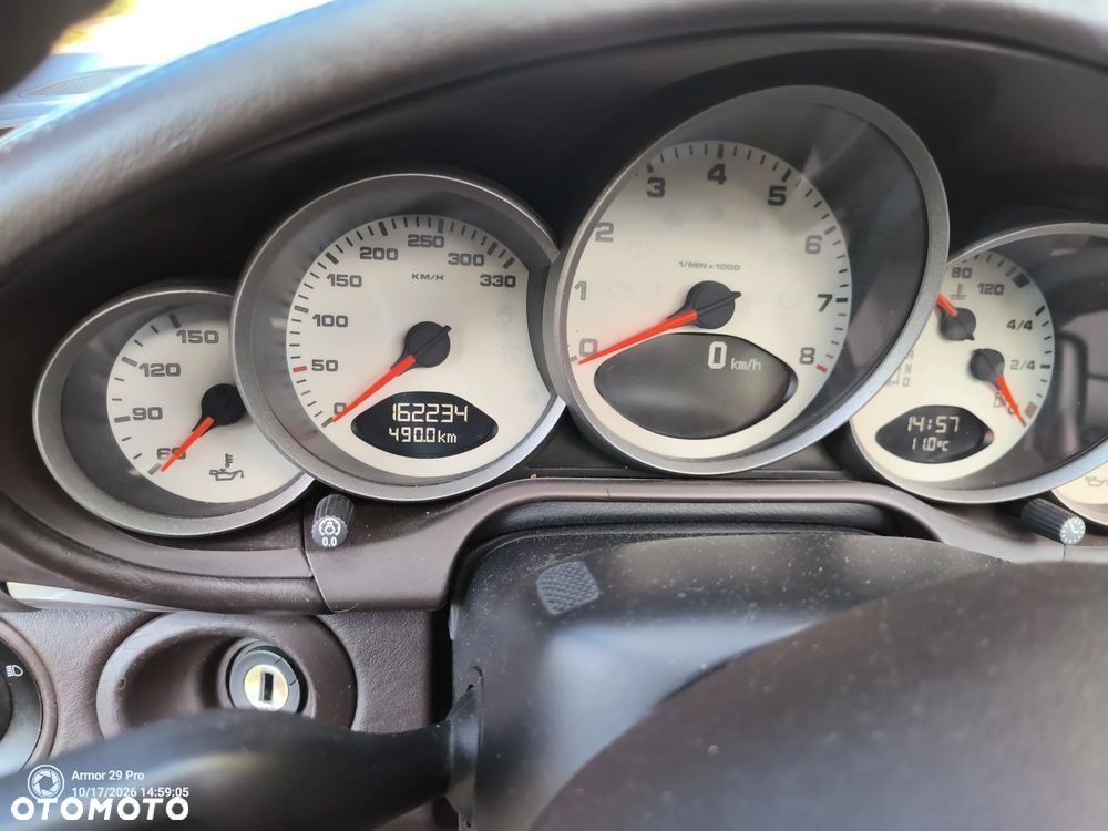 Porsche 911 - 24