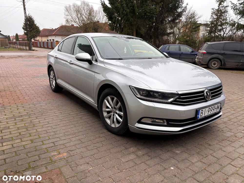 Volkswagen Passat - 3